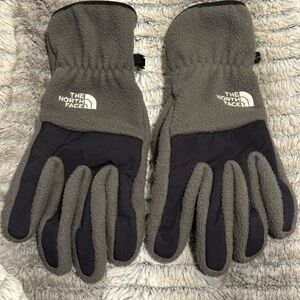 NorthFace Men’s fleece Gloves 
Size Small